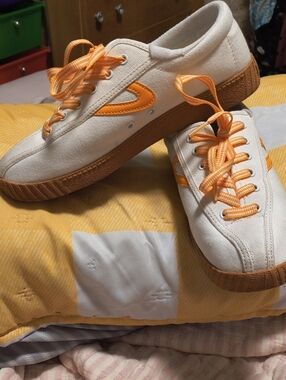 Tretorn White/Cream Canvas Sneakers with Bright Yellow Accents